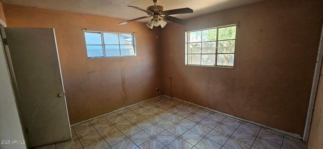4634 W WELDON Avenue, Phoenix, AZ 85031