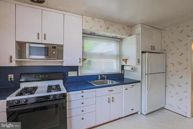 3106 LABYRINTH RD, Baltimore, MD 21208