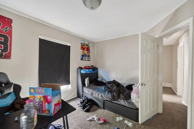 1423 S Market, Wichita, KS 67211