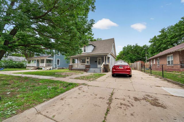 1423 S Market, Wichita, KS 67211