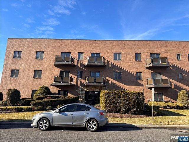 279 Clark Street C3, Hackensack, NJ 07601