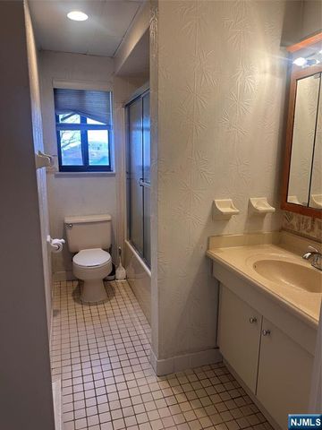 279 Clark Street C3, Hackensack, NJ 07601