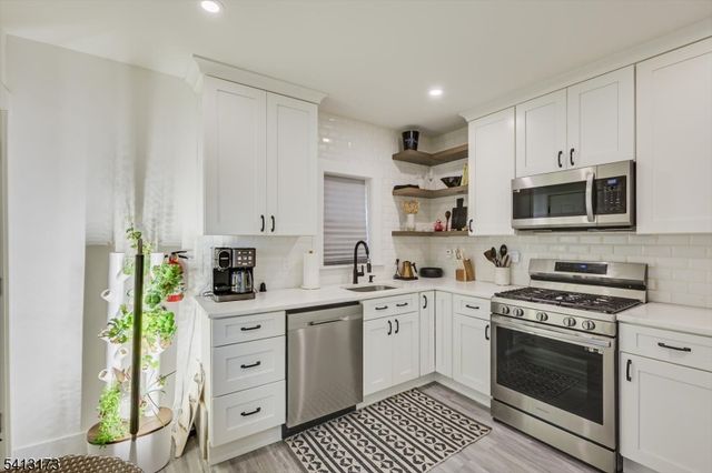 299 7Th Ave, Newark City, NJ 07107