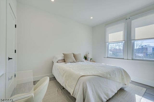 299 7Th Ave, Newark City, NJ 07107