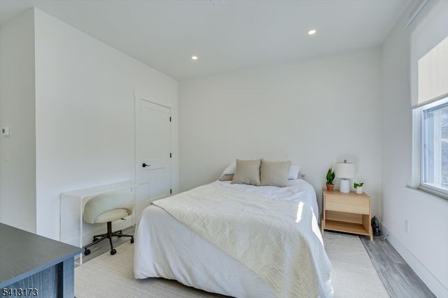 299 7Th Ave, Newark City, NJ 07107