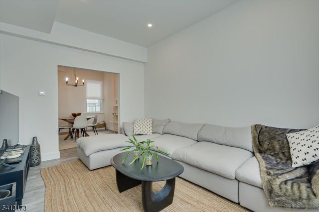 299 7Th Ave, Newark City, NJ 07107