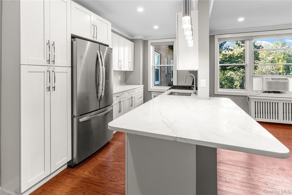 1133 Midland Avenue 2C, Bronxville, NY 10708