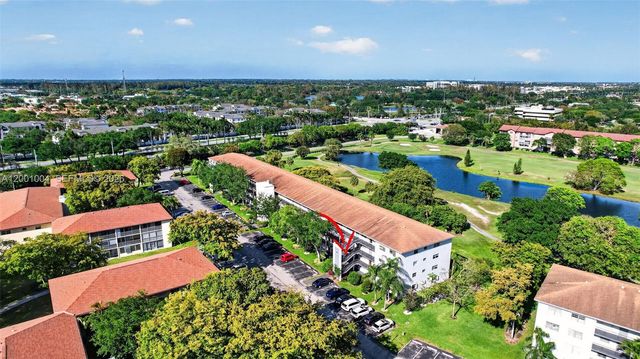 101 SW 132nd Way 213J, Pembroke Pines, FL 33027