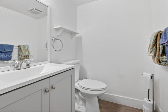 101 SW 132nd Way 213J, Pembroke Pines, FL 33027