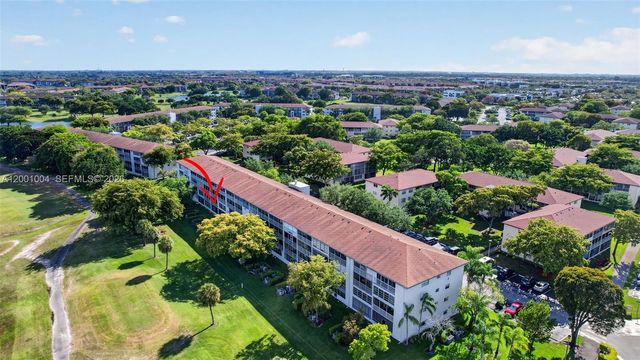 101 SW 132nd Way 213J, Pembroke Pines, FL 33027