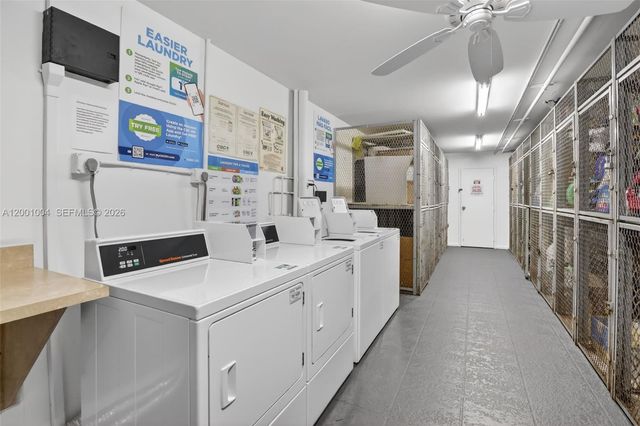 101 SW 132nd Way 213J, Pembroke Pines, FL 33027