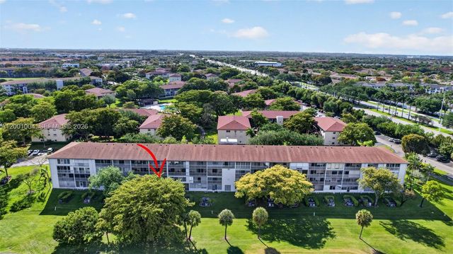 101 SW 132nd Way 213J, Pembroke Pines, FL 33027