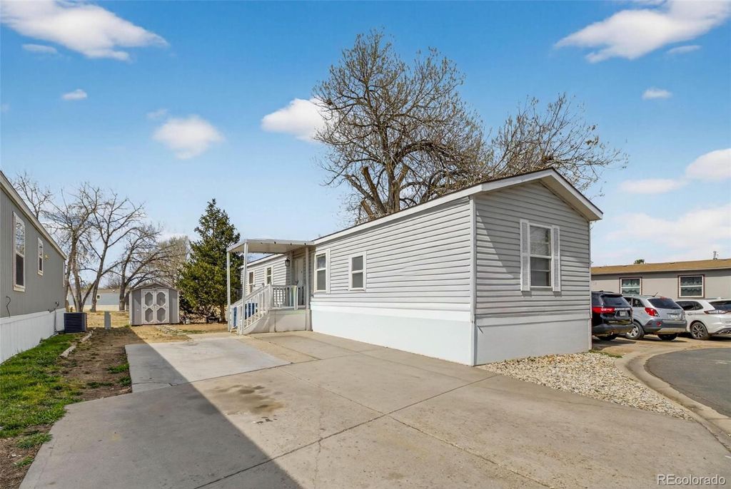 2885 E Midway Boulevard, Denver, CO 80234