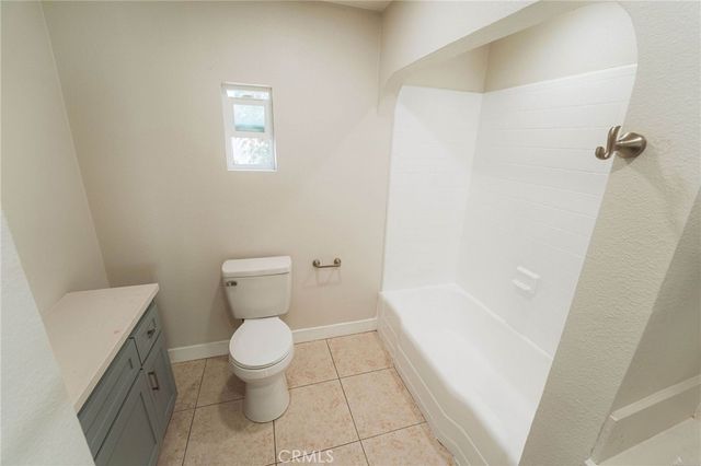 35372 Avenue E, Yucaipa, CA 92399