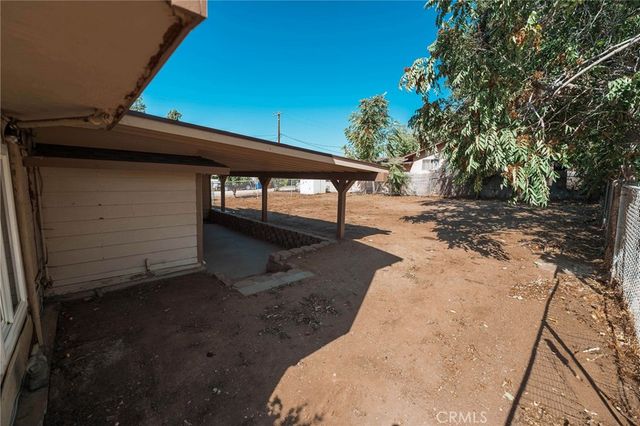 35372 Avenue E, Yucaipa, CA 92399