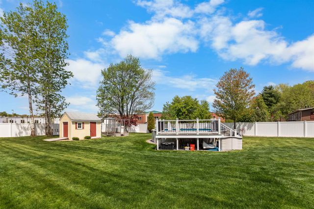 117 Brady Circle, Manchester, NH 03109
