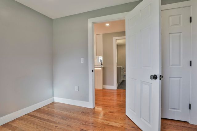 16 Palmer Road, Goffstown, NH 03045