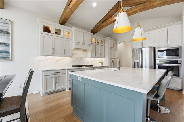 8605 NE 87th Terrace, Kansas City, MO 64157