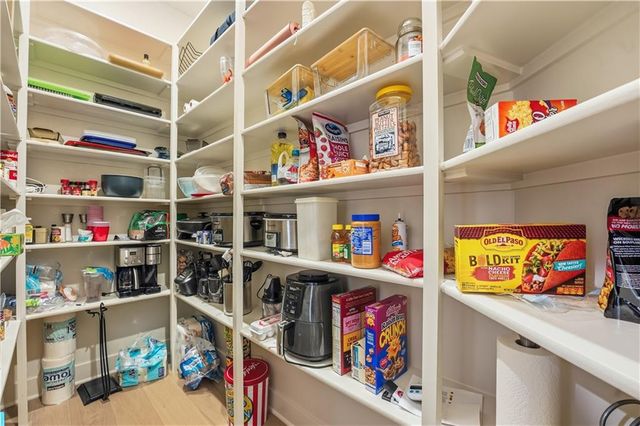 8605 NE 87th Terrace, Kansas City, MO 64157