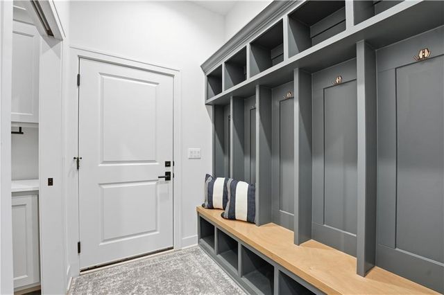 8605 NE 87th Terrace, Kansas City, MO 64157