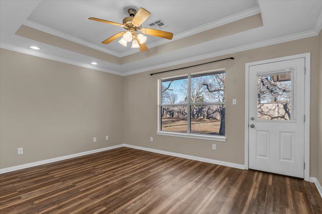 4339 Blackwell Street, Bellmead, TX 76705