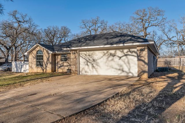4339 Blackwell Street, Bellmead, TX 76705