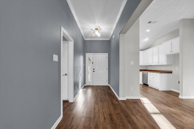 4339 Blackwell Street, Bellmead, TX 76705