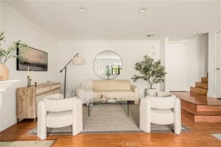 698 S Berendo 206, Los Angeles, CA 90005