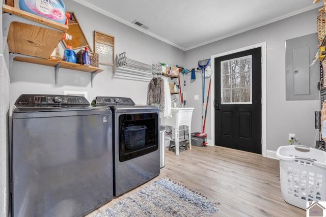 220 Sheehan Bridge Road, Paducah, KY 42003