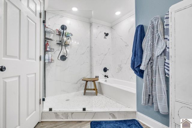 220 Sheehan Bridge Road, Paducah, KY 42003