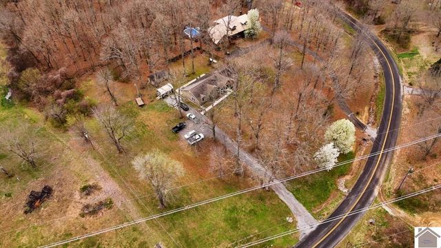 220 Sheehan Bridge Road, Paducah, KY 42003