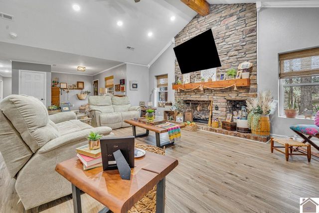 220 Sheehan Bridge Road, Paducah, KY 42003