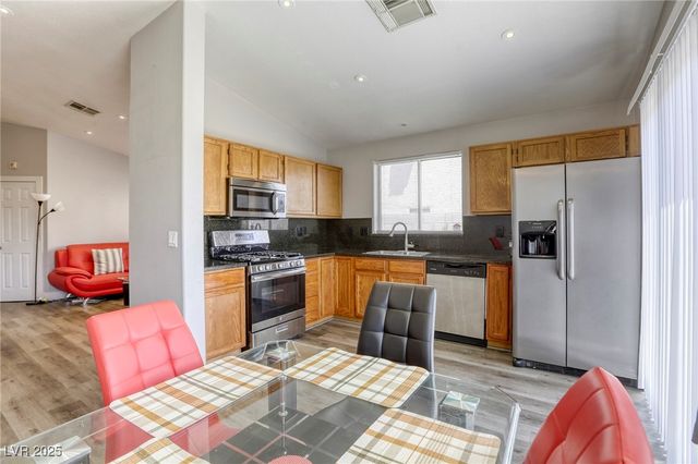 1320 Rainbow Meadows Drive, Las Vegas, NV 89128