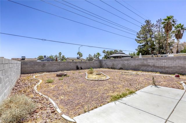 1320 Rainbow Meadows Drive, Las Vegas, NV 89128