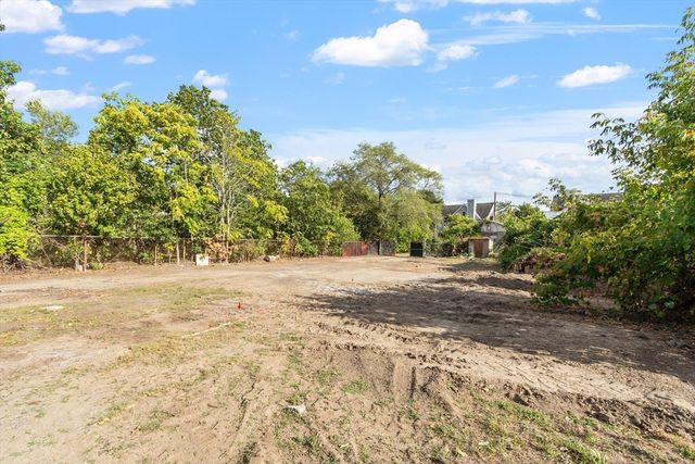 14 Cross Street, Woburn, MA 01801