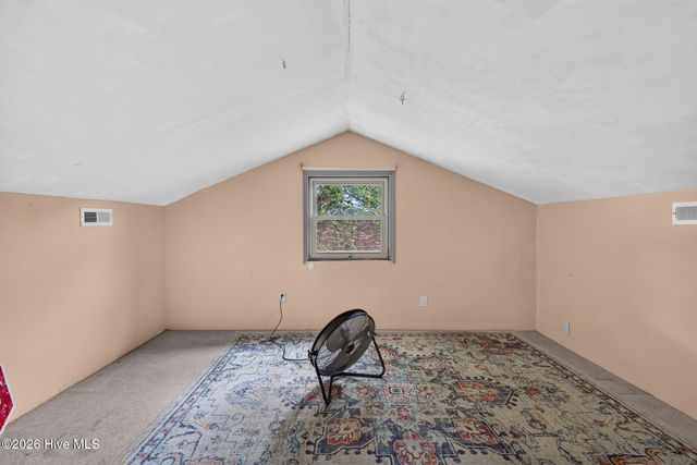 5010 Lord Tennyson Road, Wilmington, NC 28405
