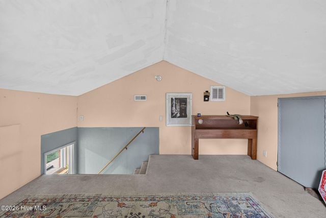 5010 Lord Tennyson Road, Wilmington, NC 28405