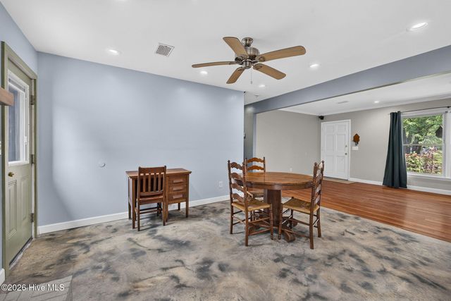 5010 Lord Tennyson Road, Wilmington, NC 28405
