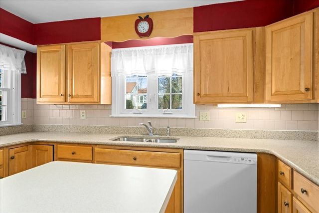 1 Ashcroft St, Auburn, MA 01501