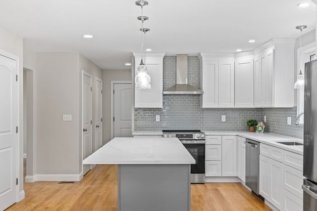 1568 Washington St, Braintree, MA 02184