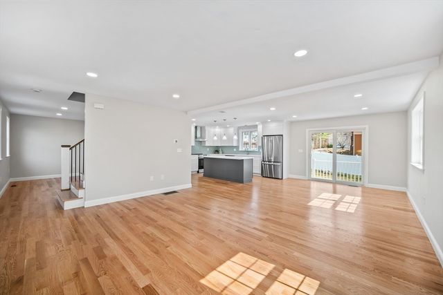 1568 Washington St, Braintree, MA 02184