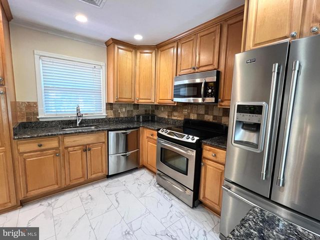 10812 CAROL ST, Fairfax, VA 22030