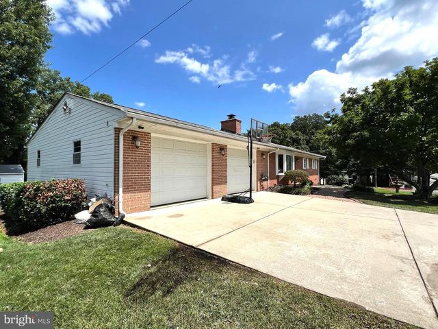 10812 CAROL ST, Fairfax, VA 22030