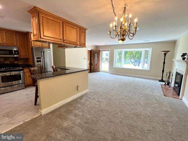 10812 CAROL ST, Fairfax, VA 22030