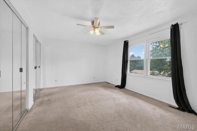 27 Heatherwood Drive, Collinsville, IL 62234