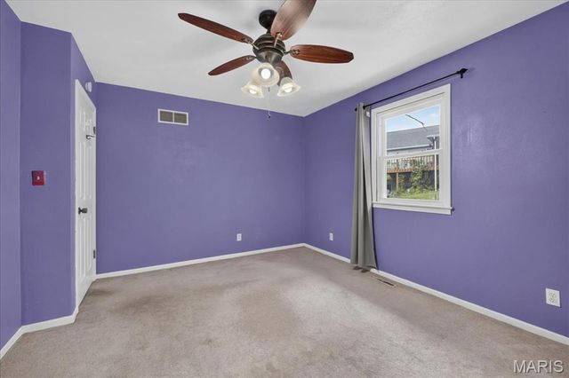 27 Heatherwood Drive, Collinsville, IL 62234