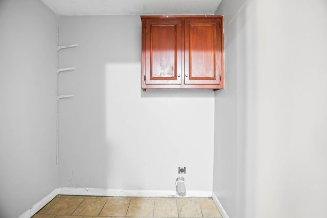 561 Odoms Bend Rd, Gallatin, TN 37066