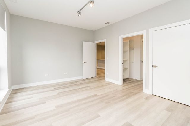 1554 N Talman Avenue 306, Chicago, IL 60622