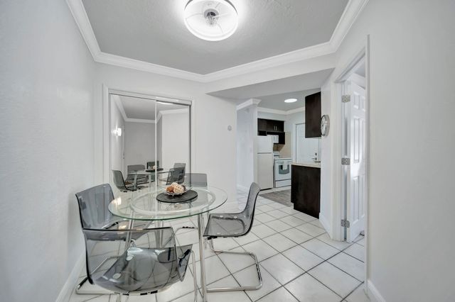 2724 NE 14th Street 5, Fort Lauderdale, FL 33304