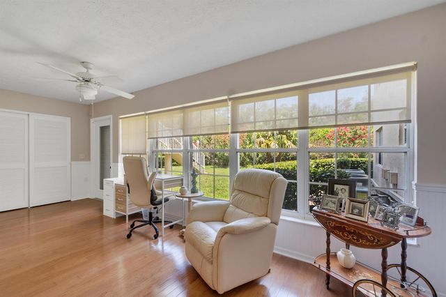 740 Lake Orchid Circle 104, Vero Beach, FL 32962